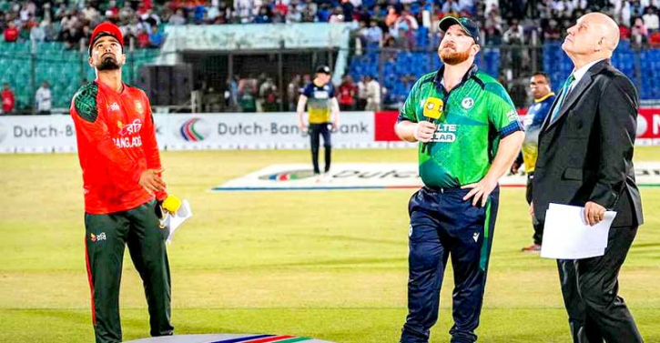 টস হেরে ফিল্ডিংয়ে বাংলাদেশ 