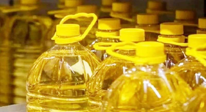 বাড়তি দামে ভোজ্যতেল বিক্রি শুরু