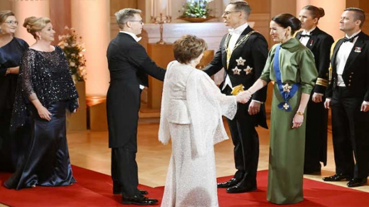 ফিনল্যান্ডের স্বাধীনতা দিবসে রাষ্ট্রীয় সংবর্ধনা