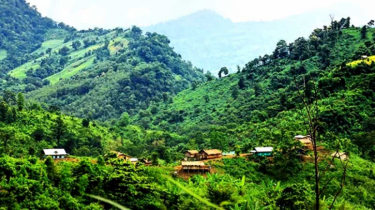 পার্বত্য চুক্তির ২৮ বছরেও কাঙ্খিত শান্তি ফেরেনি পাহাড়ে   