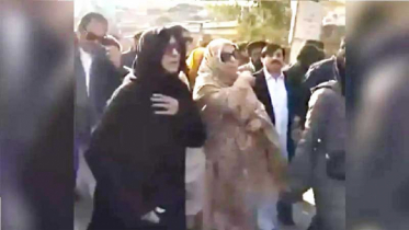 ইমরান খানের সঙ্গে অবশেষে দেখা করছে তার বোন