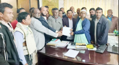 শেরপুর ২ আসনে দুলাল চৌধুরীর পক্ষে মনোনয়ন ফরম সংগ্রহ 