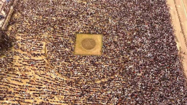 লাখ লাখ মানুষ এসেছেন নেত্রীকে শেষ বিদায় দিতে