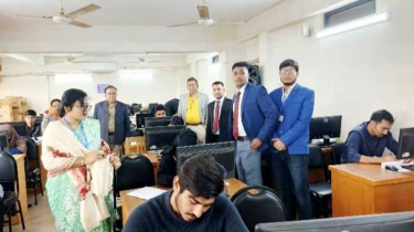 টাঙ্গাইলে 