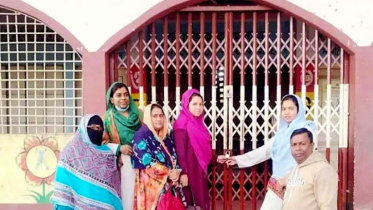 তালা ঝুলিয়ে চলছে প্রাথমিক শিক্ষকদের ‘কমপ্লিট শাটডাউন’