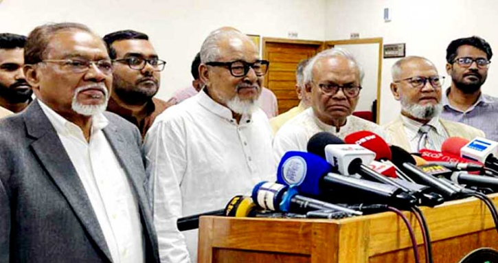 সিইসির সঙ্গে বৈঠক শেষে বিএনপির সংবাদ সম্মেলন