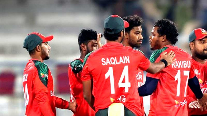 আবারও একবার ফাইনালে গিয়ে স্বপ্নভঙ্গ হলো বাংলাদেশের