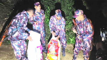 রাঙামাটিতে বিপুল ভারতীয় সিগারেট জব্দ করেছে বিজিবি