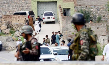 পাকিস্তানে আধাসামরিক বাহিনীর সদরদপ্তরে হামলা,বহু হতাহতের শঙ্কা