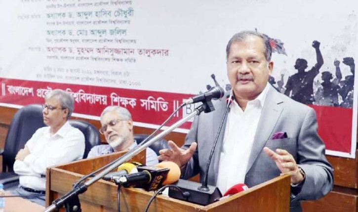 জুলাই শহীদদের আত্মত্যাগ বৃথা যাবে না: তথ্যমন্ত্রী