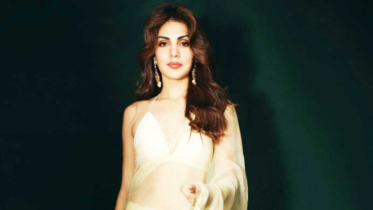 কারাগারের বন্দিরা বাইরের মানুষের চেয়ে ভালো’: রিয়া