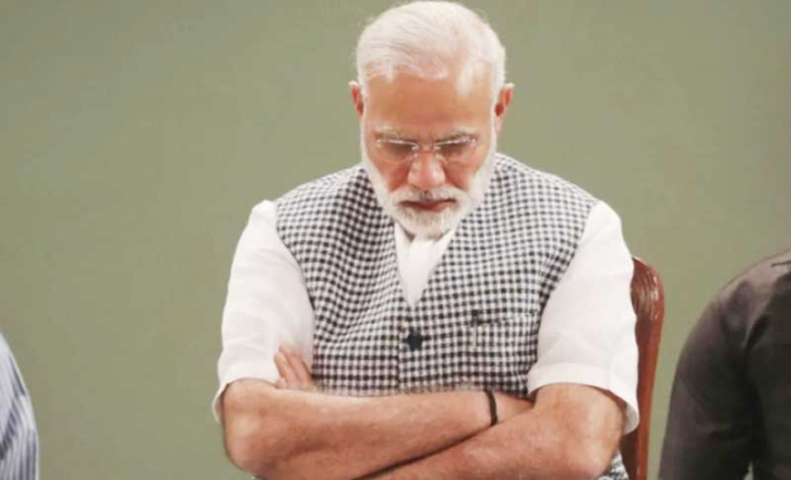 ট্রাম্পকে খুশি করতে ইসরায়েলে গিয়ে মোদি নেচেছেন-গেয়েছেন