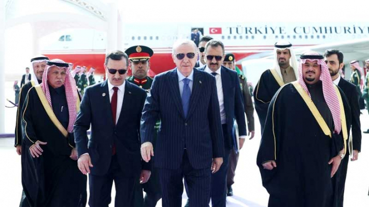 সৌদি আরবে পৌঁছেছেন তুরস্কের প্রেসিডেন্ট এরদোগান 