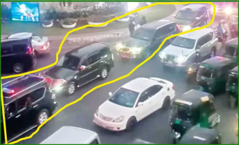 প্রধানমন্ত্রী নিজের গাড়িতে সাধারণ প্রটোকলে যাতায়াত করবেন