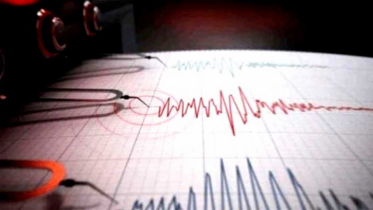 এক দিনে তৃতীয়বার ভূমিকম্পে কাঁপল বাংলাদেশ