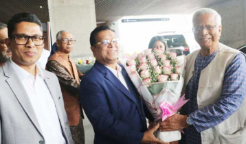 ইউনূস সেন্টারে কাজে ফিরলেন অধ্যাপক ইউনূস