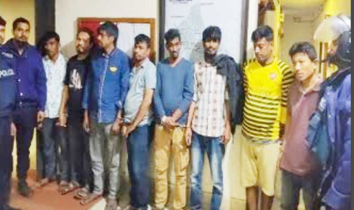 রাঙ্গামাটিতে যৌথ অভিযানে মাদকসহ ৮ কারবারি আটক