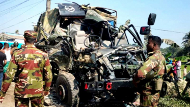 ময়মনসিংহে সেনাবাহিনীর ট্রাক-বাস সংঘর্ষে নিহত তিন