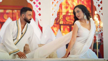 ‘রকস্টার’-এ শাকিবের নায়িকা সাবিলা, গুঞ্জন তুঙ্গে