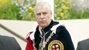 সাবেক ব্রিটিশ রাজপুত্র অ্যান্ড্রু গ্রেফতার