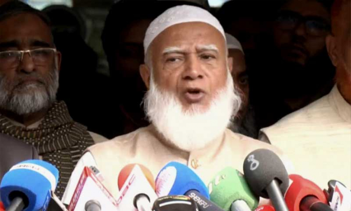 বিএনপির কর্মীরা জামায়াতের নেতাকর্মীদের ওপর হামলা চালিয়েছে