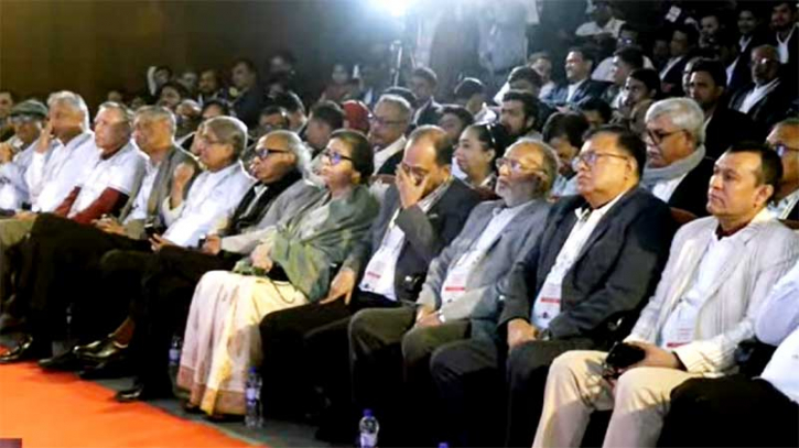 গণমাধ্যমের ওপর আঘাত রুখতে ঐক্যবদ্ধ থাকার আহ্বান