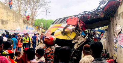 ২০২৫ সালে সড়কে ৬ হাজার ৭২৯ দুর্ঘটনা, নিহত ৯ হাজারের বেশি   