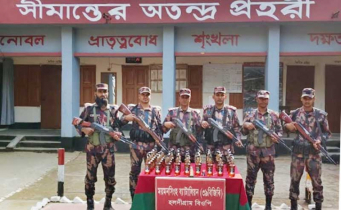 ঝিনাইগাতী সীমান্তে বিজিবির অভিযানে ভারতীয় মদ জব্দ