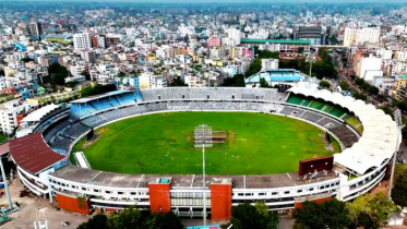 মিরপুর স্টেডিয়ামের বাইরে ভাঙচুর