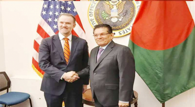 ব্যবসায়িক ভ্রমণে ‘ভিসা বন্ড’ সহজ করার আহ্বান