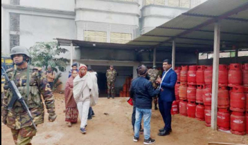 অধিক দামে গ্যাস সিলিন্ডার বিক্রি, তিন ব্যাবসায়ীকে জরিমানা 