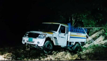 রাঙামাটিতে পিকআপ খাদে পড়ে নিহত-২ আহত-১