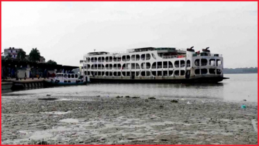 সাগরে নিম্নচাপ, যেসব রুটে লঞ্চ চলাচল বন্ধ