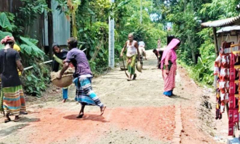টাঙ্গাইলে সড়ক নির্মাণে অনিয়ম বন্ধে স্বস্তি  