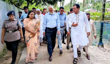  ঝিনাইগাতীতে সড়ক পরিদর্শনে দুর্যোগ ও ত্রাণ প্রতিমন্ত্রী