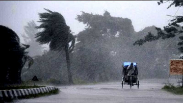 রাতের মধ্যে ১৯ জেলায় ঝড়, বজ্রসহ ভারি বৃষ্টির শঙ্কা