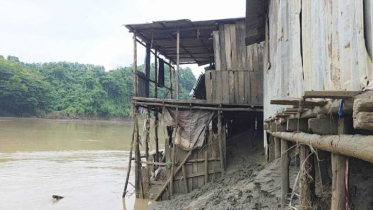 বন্যায় বিপর্যস্ত বান্দরবান, খোলা আকাশের নিচে লাখো মানুষ