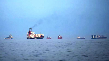 হরমুজ প্রণালি বন্ধ, ইরানে ফের যুক্তরাষ্ট্রের হামলা