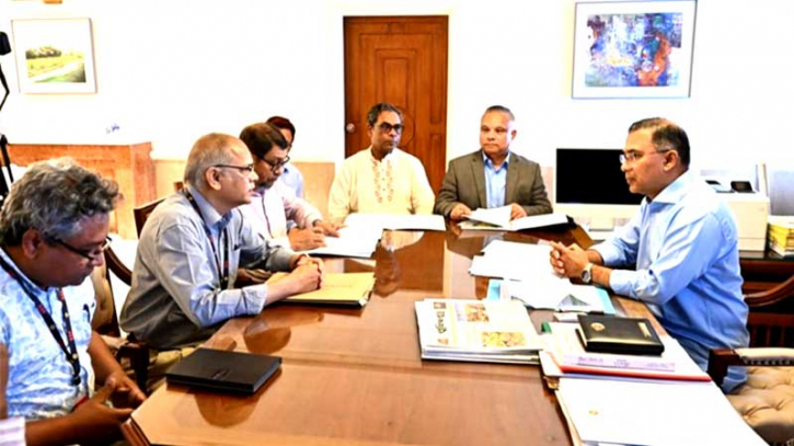 জনগণের জন্যে অ্যাম্বুলেন্স সেবা নিশ্চিত করবে সরকার