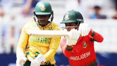 লড়াই জমিয়েও হার, বিশ্বকাপ থেকে বাংলাদেশের বিদায়