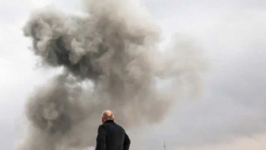 বাহরাইনে মার্কিন ঘাঁটিতে ইরানের হামলা, ইসরায়েলে হিজবুল্লাহর